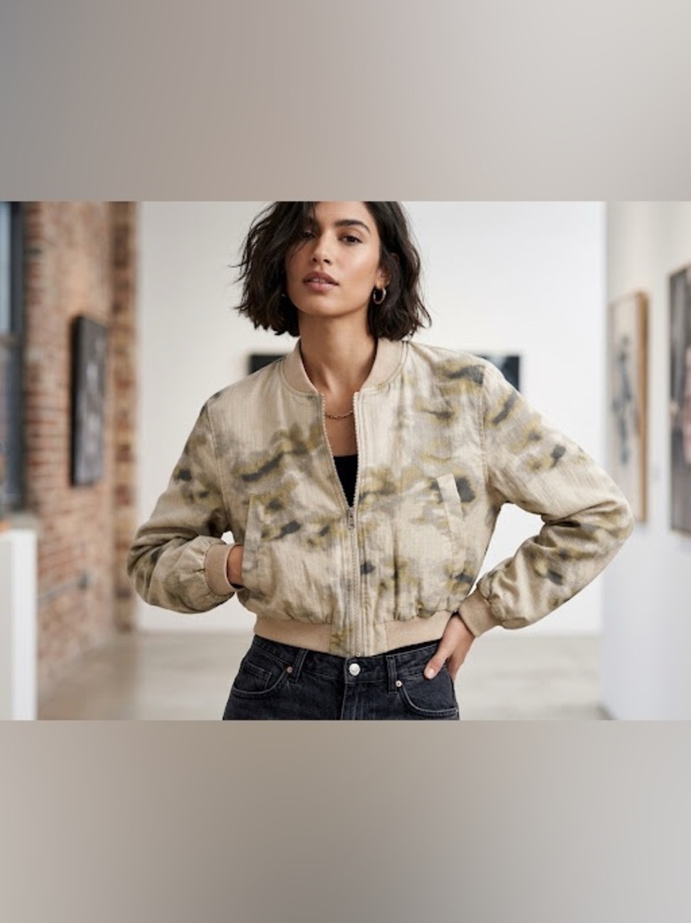 Zara Women’s Size M US Long Sleeve Round Neck Bomber Jacket Beige Casual - Picture 1 of 16